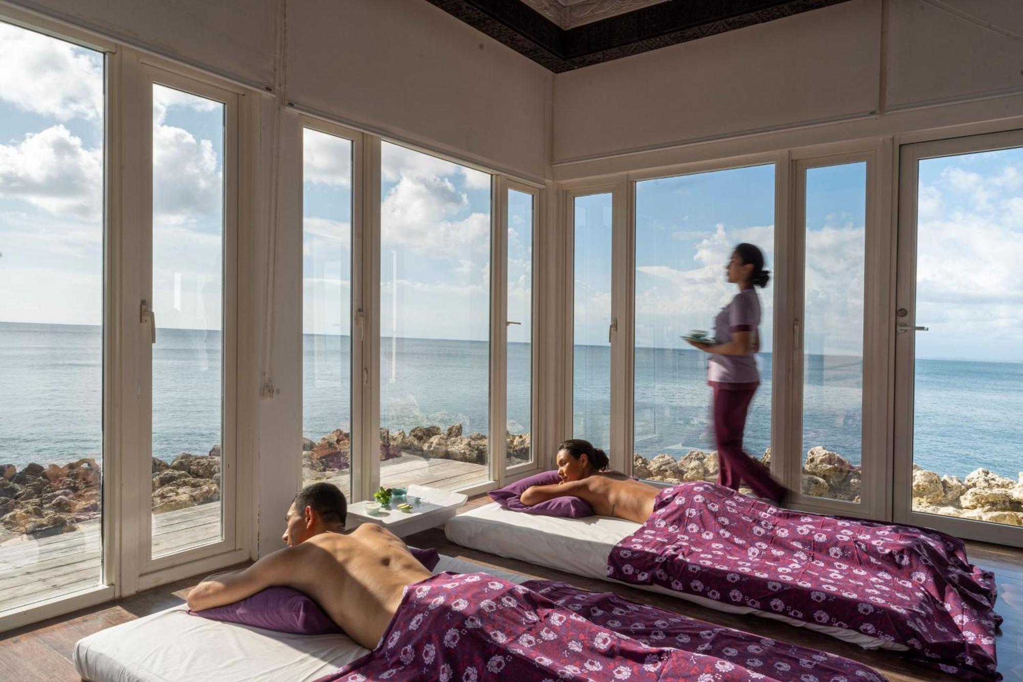 Ayana Segara Bali Hotell Jimbaran Exteriör bild